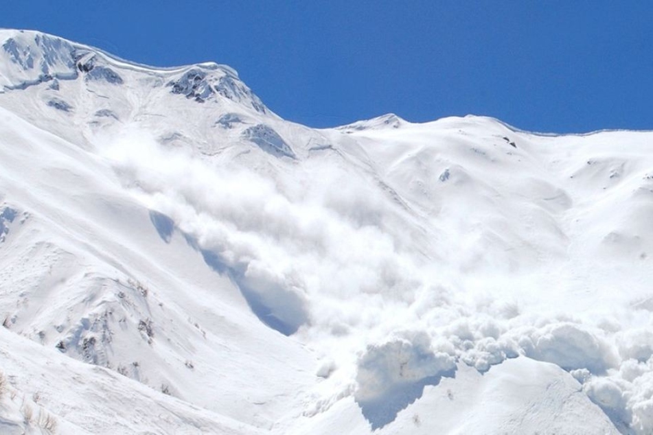 Zwei der vier Wintersportler konnten bereits gerettet werden. Zwei weitere werden allerdings noch vermisst. (Symbolbild)