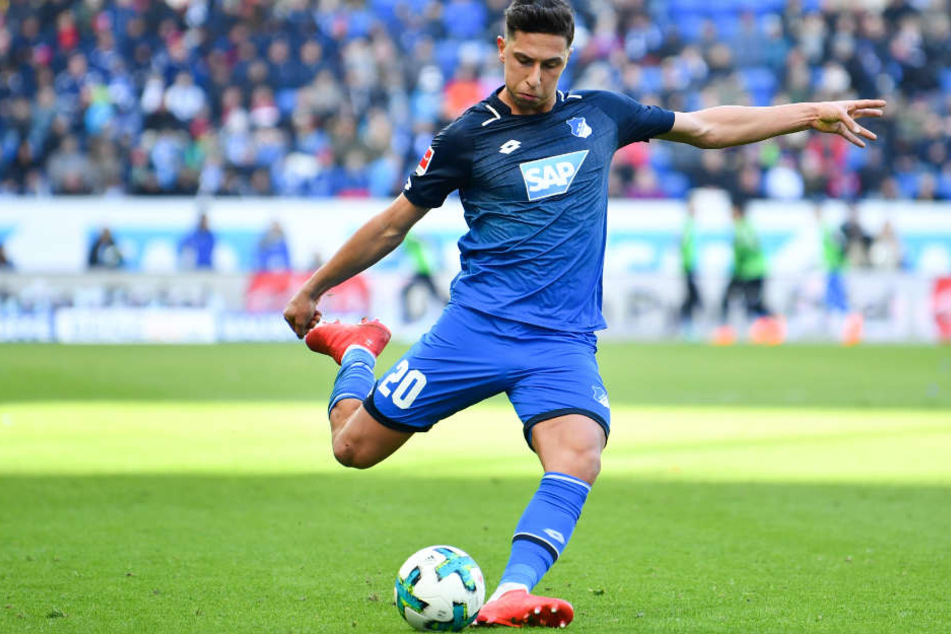 Robert Zulj im Trikot von 1899 Hoffenheim im Spiel gegen SC Freiburg.