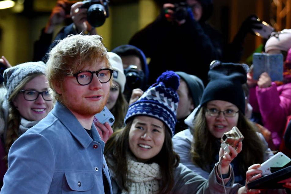 Ed Sheeran mag es nicht, von vielen fotografiert zu werden. Er fühlt sich dann wie ein Zootier.