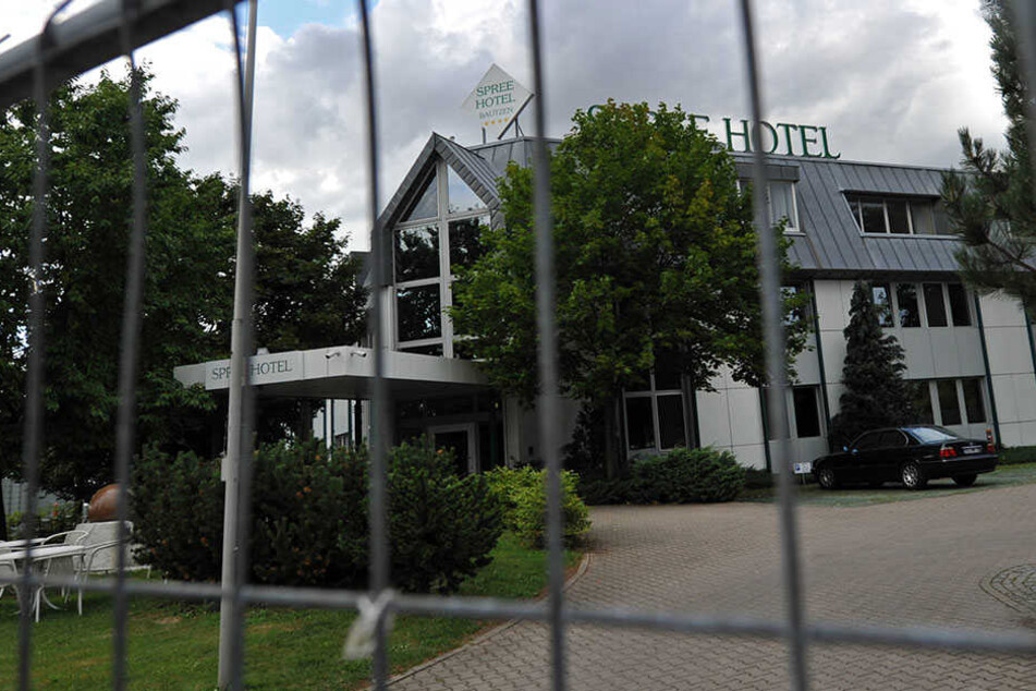 Auch das Spreehotel verabschiedet sich von den Flüchtlingen...