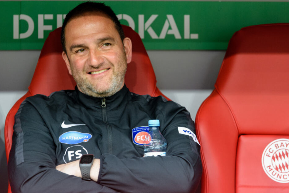 Heidenheim-Coach Frank Schmidt am Rande des DFB-Pokal-Spiels gegen den FC Bayern.