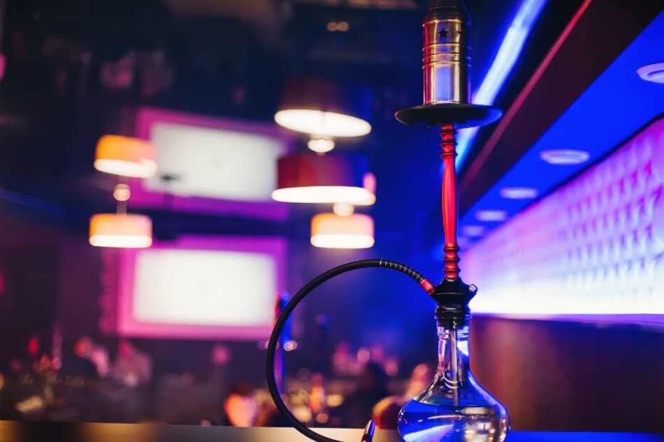 Sie kontrollierten unter anderem mehrere Shisha-Bars. (Symbolbild)