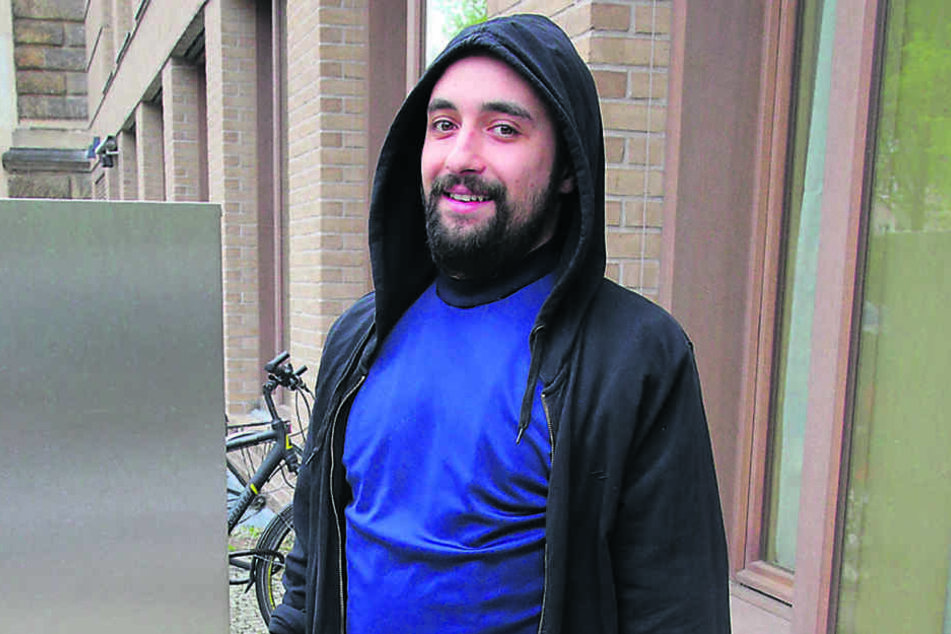 Serieneinbrecher Vladimir Kosec (28) freut sich, wieder in Freiheit zu
sein.