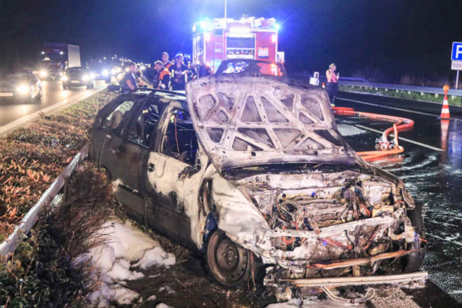 Beim zweiten Aufprall fing der Wagen Feuer.