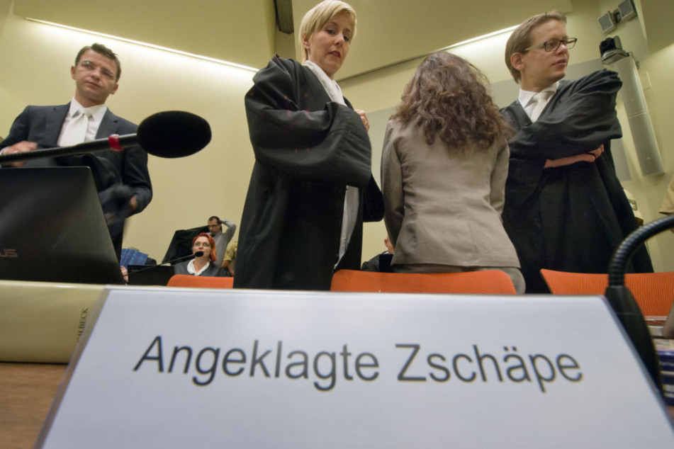 Die Verteidiger von Beate Zschäpe stehen im Fokus der WDR-Doku.
