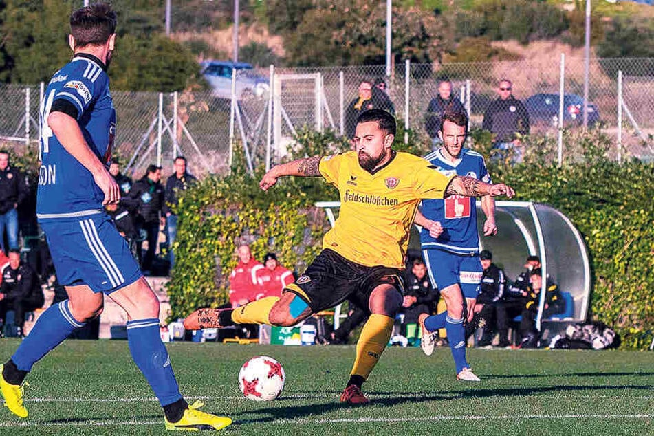 Marcos Alvarez (M., hier im Trainingslager-Test gegen Luzern) konnte bisher wenig Spielpraxis sammeln.
