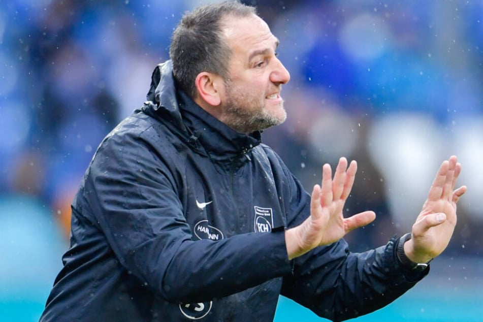 Heidenheim-Trainer Frank Schmidt reist mit viel Respekt nach München.