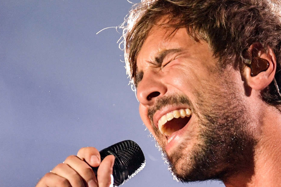 Fans des 80-Millionen-Sängers Max Giesinger dürfen sich freuen: Am 23. November kommt sein neues Album "Die Reise".