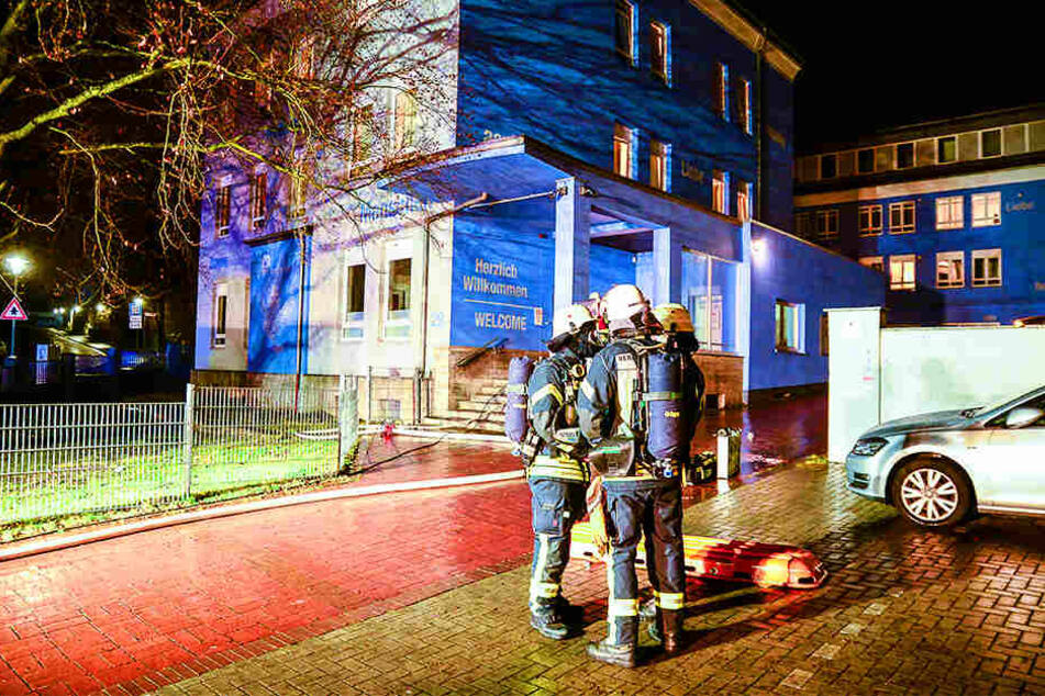 Innerhalb von Sekunden mussten die Feuerwehrleute reagieren. Es ging um ein Menschenleben.