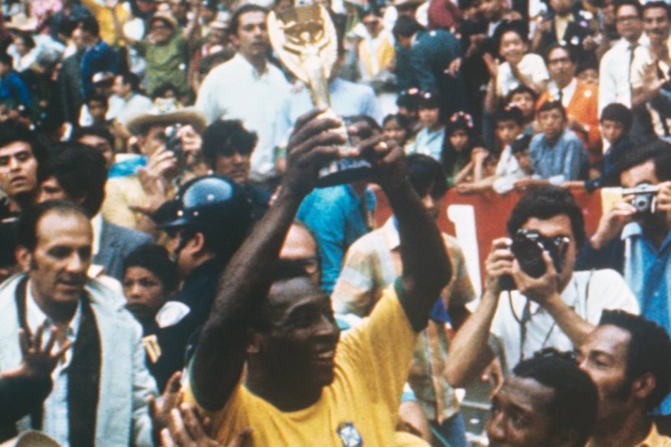 Brasilien gewann 1970 bereits den dritten WM-Titel und durfte den Pokal behalten.