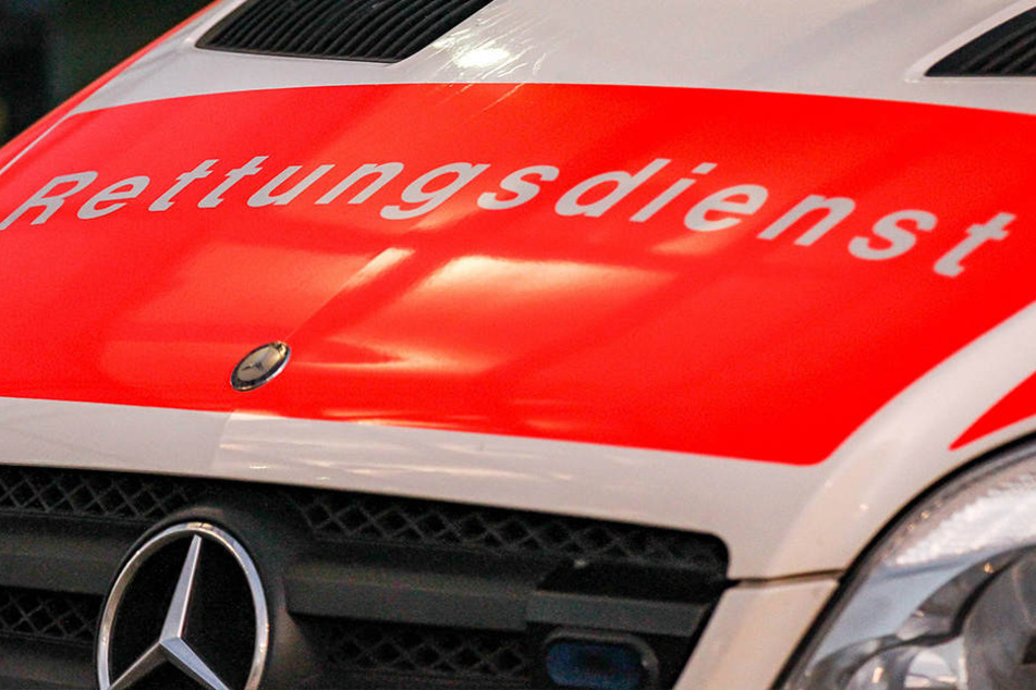 Bei einem Unfall mit einem Geisterfahrer wurden zwei Menschen verletzt.