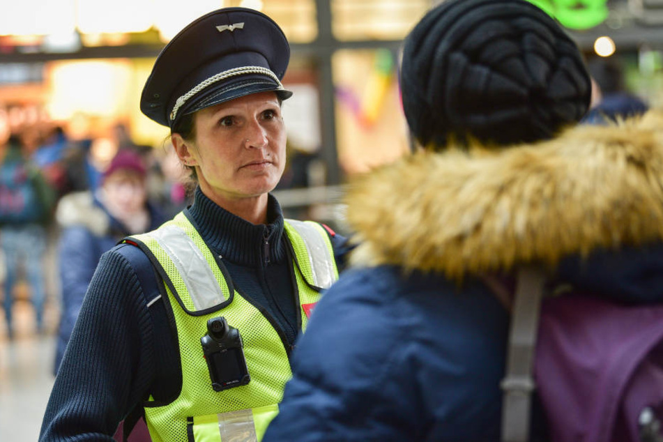 Zu Testzwecken wurden die Bodycams bei der Polizei und bei der Bahn bereits getestet.