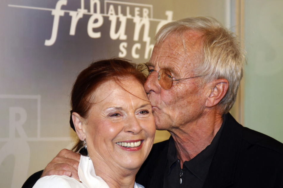 Ursula Karusseit und Rolf Becker 2008 bei den Feierlichkeiten zum zehnjährigen Jubiläum von "In aller Freundschaft".