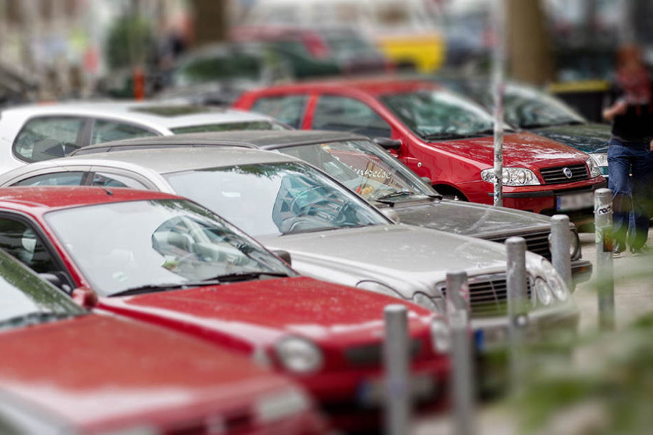 Bremer Autofahrer finden am schnellsten einen Parkplatz: 49 Stunden benötigen sie im Schnitt bis das Auto abgestellt ist. (Symbolbild)