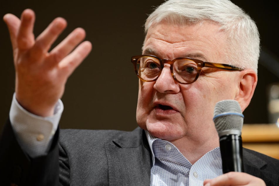 Findet wie immer deutliche Wort: Ex-Grünen-Außenminister Joschka Fischer (69). (Archiv)