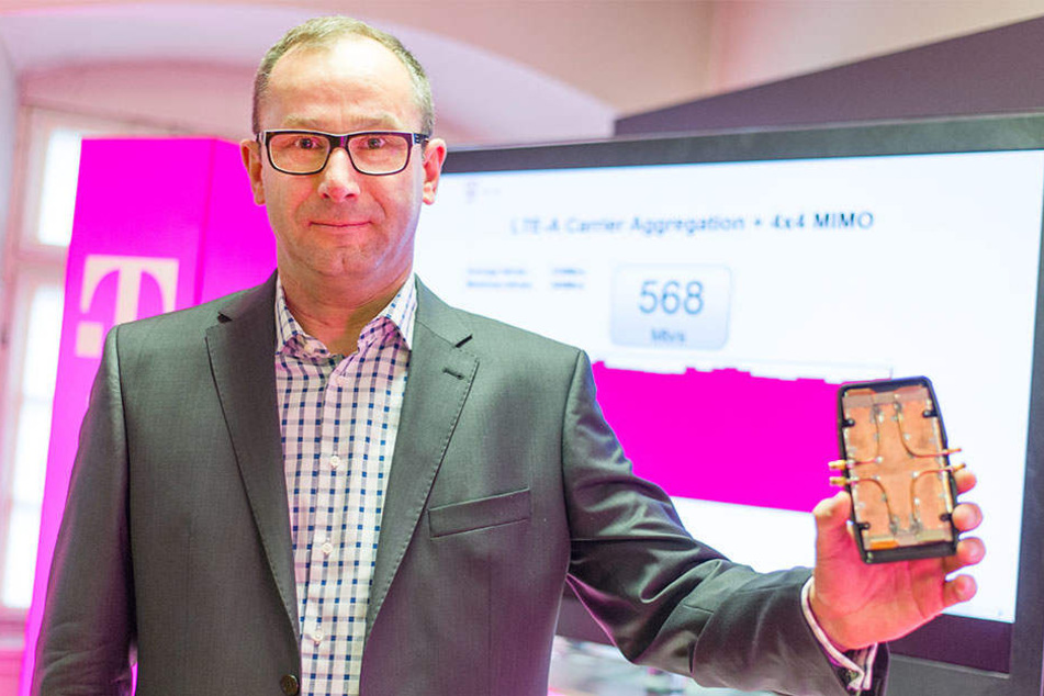 der technikaffine Jacobfeuerborn kann auf eine lange Karriere bei der Deutschen Telekom zurückblicken..
