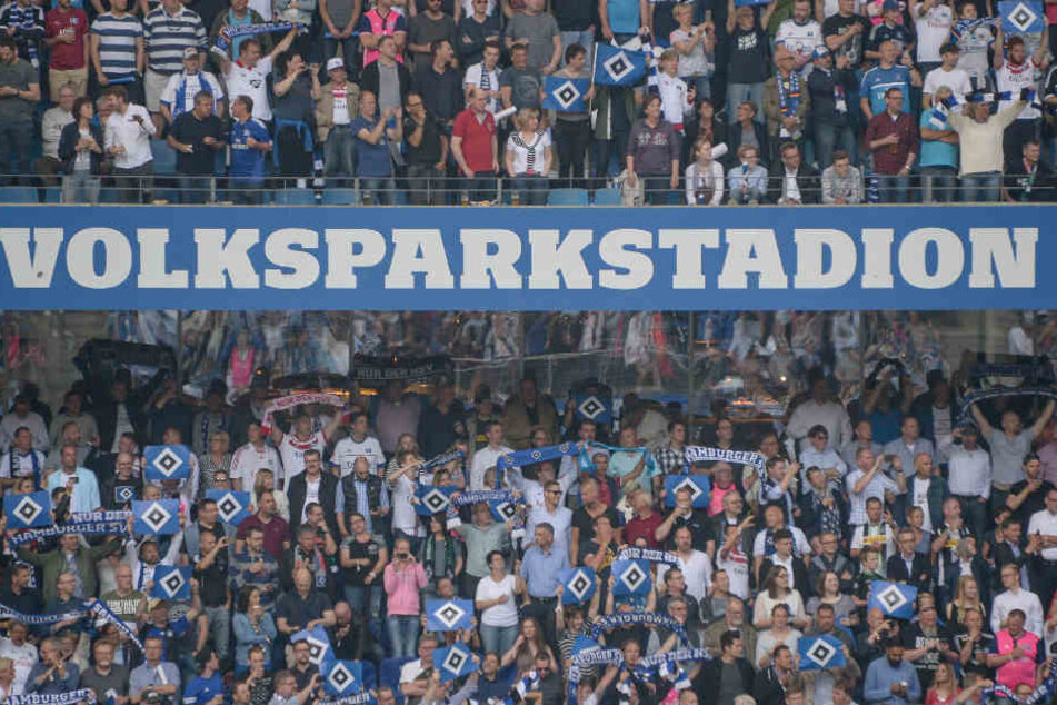 Beim Streit zwischen Investor Kühne und den HSV-Verantwortlichen geht es um die Namensrechte am Volksparkstadion, die Kühne noch bis Sommer 2019 hält.