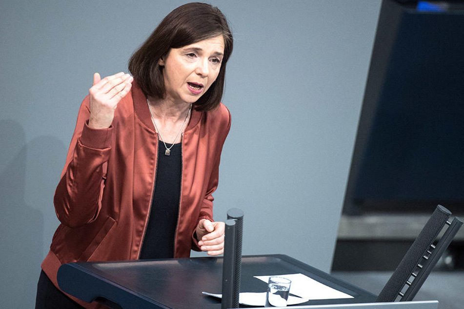 Katrin Göring Eckardt (52, Grüne) ist über die Reaktion der AfD belustigt.