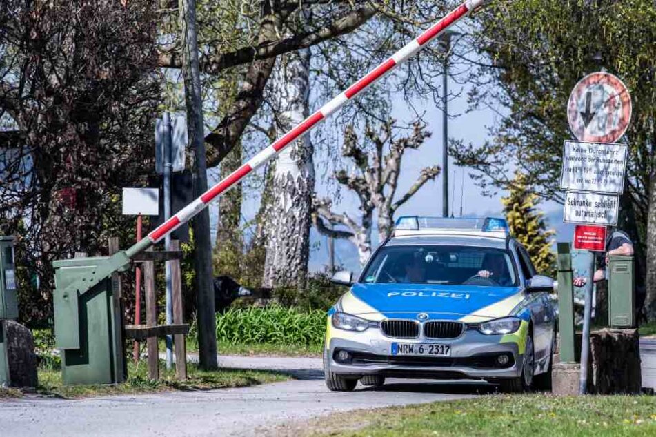 Die Polizei ermittelt gegen weitere Verdächtige.
