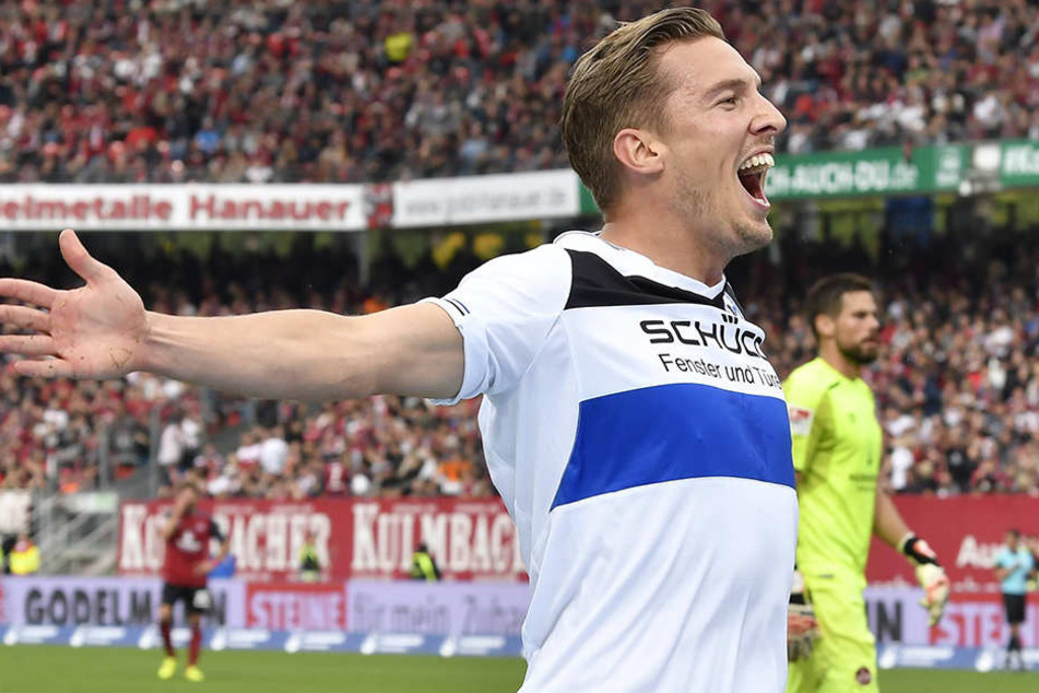 Konstantin Kerschbaumer (25) war richtig glücklich über seinen 2:1-Siegtreffer.