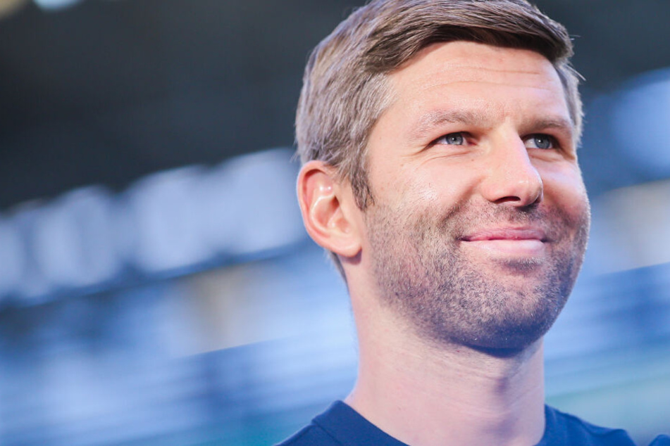 Grinst sich eins: VfB-Sportvorstand Thomas Hitzlsperger.