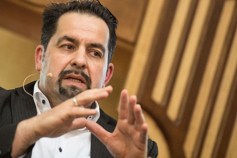 Der Vorsitzende des Zentralrats der Muslime in Deutschland, Aiman Mazyek will auf der gemeinsamen Versammlung sprechen.