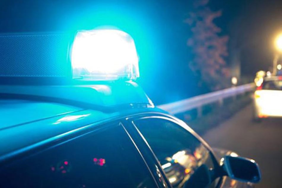 Als die Polizei das Auto kontrollieren wollte, gab der Fahrer Gas.