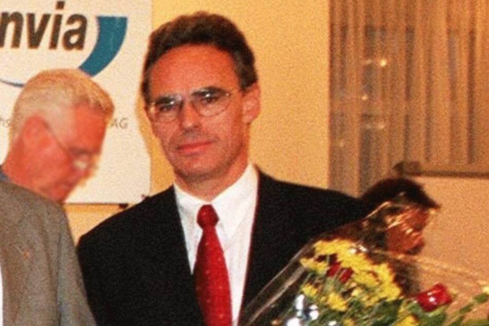 Alfons Hueber holen seine früheren Aktivitäten in der NPD-Jugendorganisation ein.