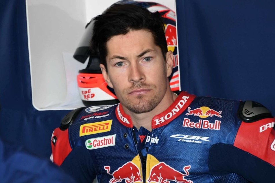 Der ehemalige Moto-GP-Weltmeister Nicky Hayden (35) schwebt weiter in Lebensgefahr.