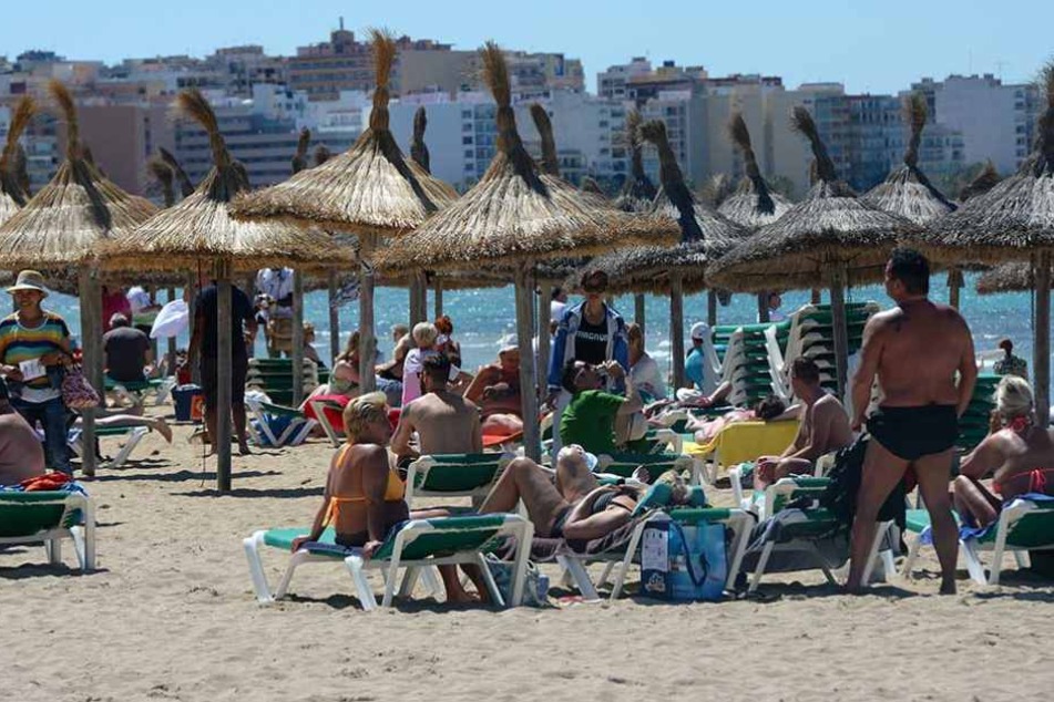 Urlauber auf Mallorca müssen bald wohl tiefer in die Tasche greifen.