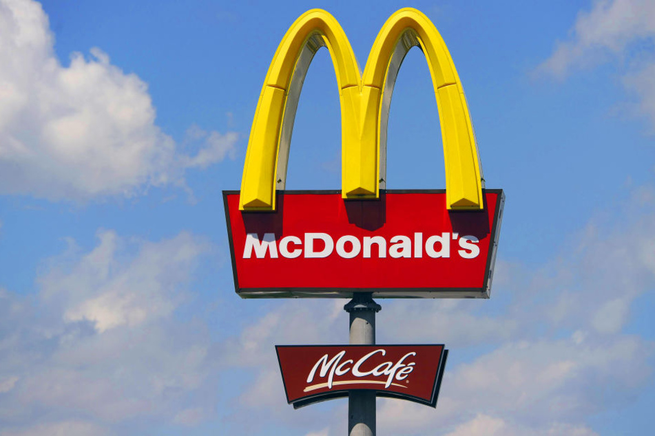 Dieses unanständige Geheimnis steckt hinter dem McDonald's-Logo - TAG24