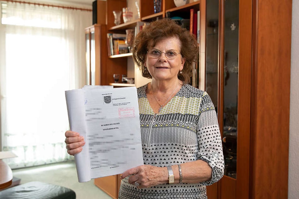 Erste Klage erfolgreich: Mieterin Ingrid Kunisch aus Dresden setzte ihr Recht auf Belegeinsicht gegen Großvermieter Vonovia gerichtlich durch.