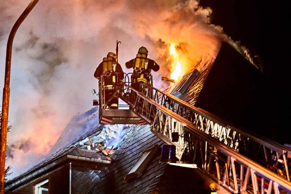 Die Flammen breiteten sich vom ersten Obergeschoss rasch aus.