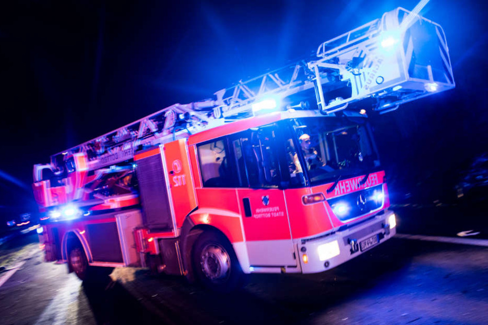 Die Feuerwehren hatten an einen echten Brand geglaubt. (Symbolbild)