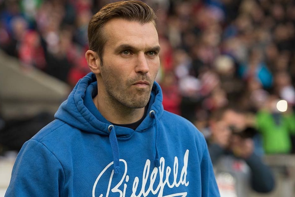 Carsten Rump zeigte sich vor dem Spiel gegen den VfB Stuttgart optimistisch. Doch schon in der 13. Minute folgte der erste Schock.