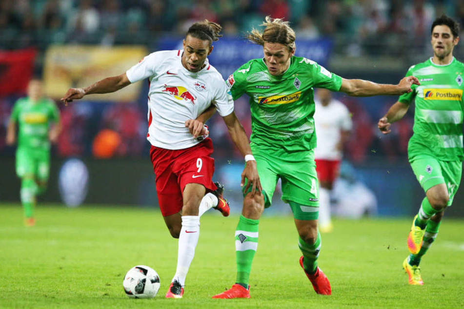Yussuf Poulsen (RB Leipzig) und Jannik Vestergaard (Borussia MG).