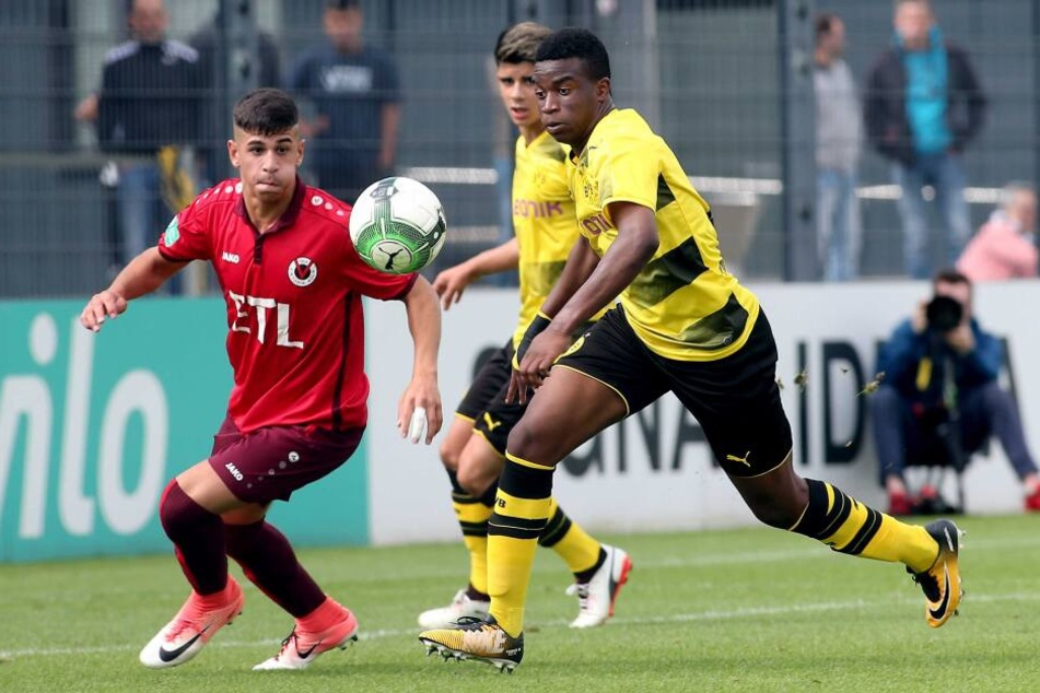Youssoufa Moukoko (14) stellte mit 46 Saisontoren einen neuen Ligarekord auf (Archivbild).