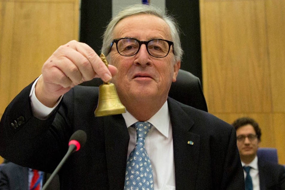 EU-Kommissionspräsident Jean-Claude Juncker läutet das Weihnachtfest für die EU-Beamten mit einer Gehaltserhöhung ein.
