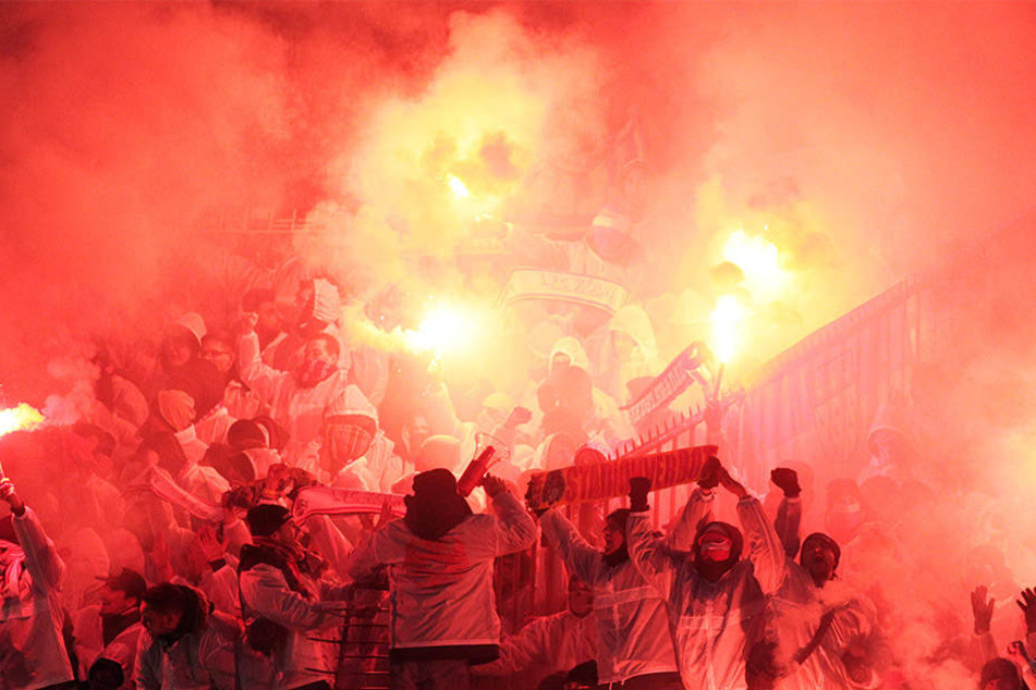 Die heißblütigen Fans von Roter Stern Belgrad sind nicht nur in Serbien berühmt-berüchtigt.