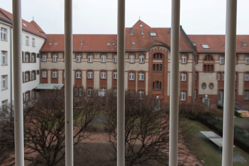 Aus Berliner Gefängnissen verschwanden 2016 52 Häftlinge, 30 fehlen bis heute.
