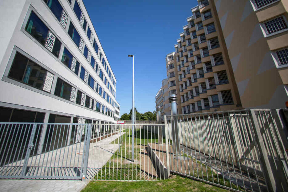 Am Montag ist ein verurteilter Vergewaltiger nicht von seinem Ausgang zurückgekehrt (Symbolbild).