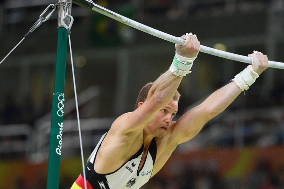 Fabian Hambüchen (28) gewinnt nach Bronze (2008 in Peking) und Silber (2012 in London) endlich Gold bei Olympia.