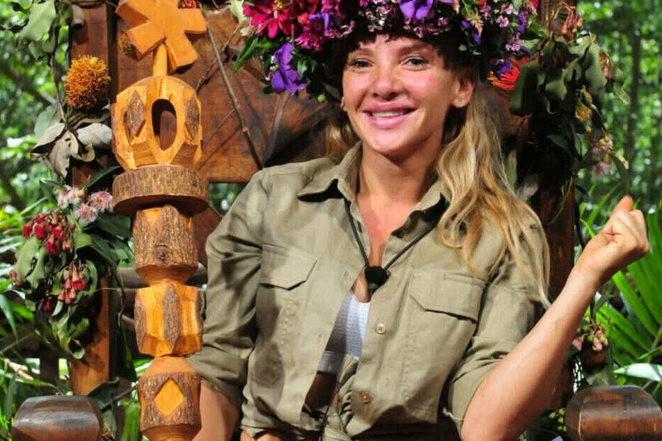 Als amtierende Dschungel-Königin darf Evelyn Burdecki jetzt richtig durchstarten.