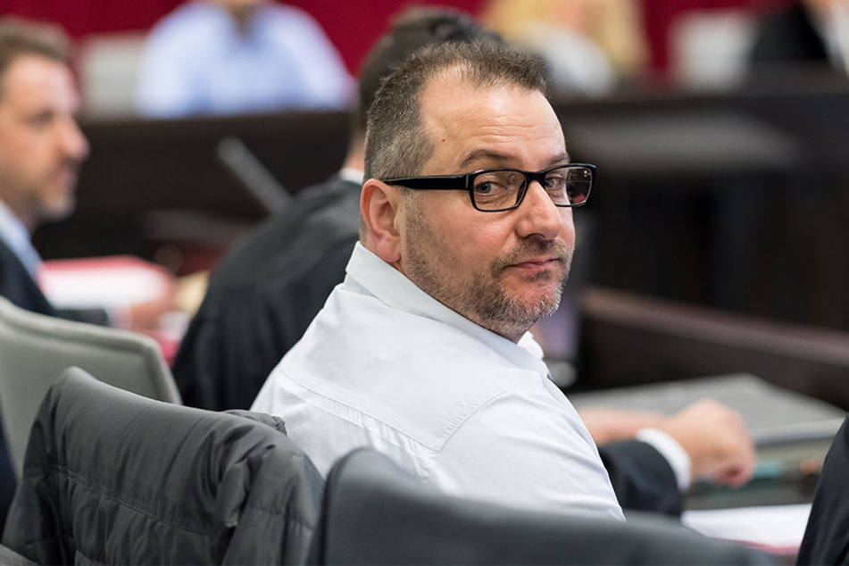 Wilfried W. ist angeklagt, weil er Frauen misshandelt und zu Tode gefoltert haben soll.