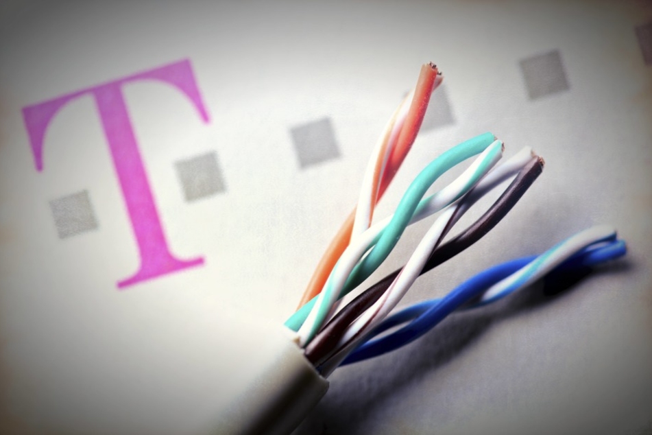 Nach dem Hacker-Angriff mit 900.000 betroffenen Geräten will die Deutsche Telekom die Störungen bei ihren Routern am Dienstag ausräumen (Symbolbild.)