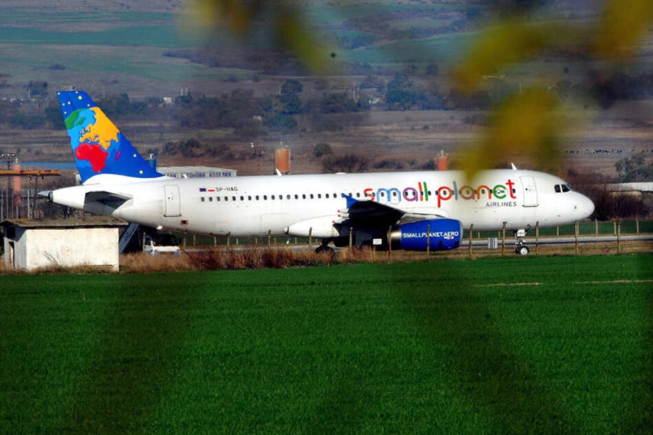 Die kleine Airline "Small Planet" startete verzögert von Paderborn aus. (Symbolbild)
