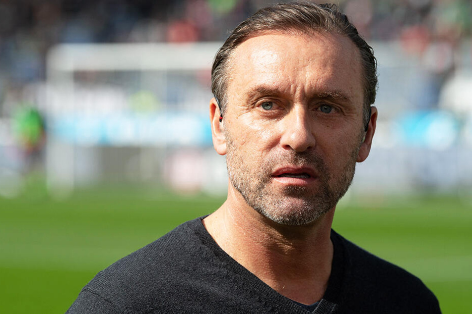 Hannovers Trainer Thomas Doll meldete sich mit klaren Aussagen zu Wort.