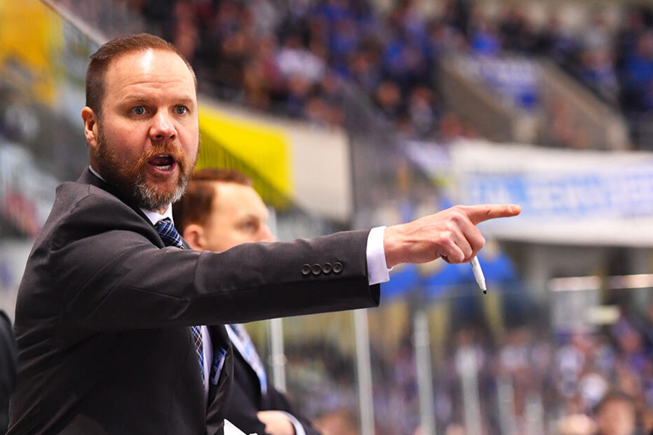 Eislöwen-Coach Bradley Gratton kennt Mario Lamoureux seit dessen Zeit in Dänemark.