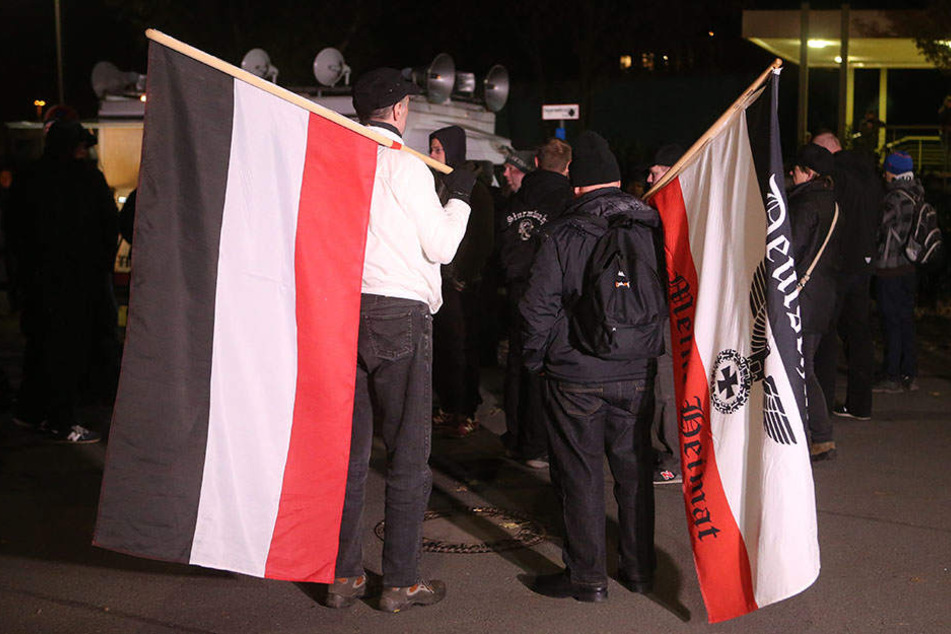 Anhänger des rechtsextremen Thügida-Bündnisses demonstrierten am 9.11.2016 in Jena.