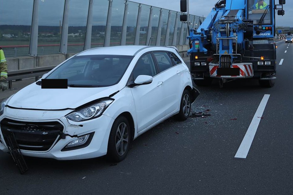 Der Fahrer (44) des Hyundais wurde dabei verletzt.